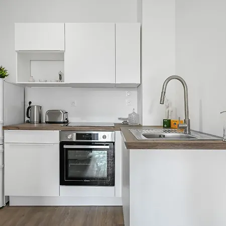 Citystay Cosy 40 M2 Parking Prive & Wi-fi Centre & Gare 아파트 에브뢰